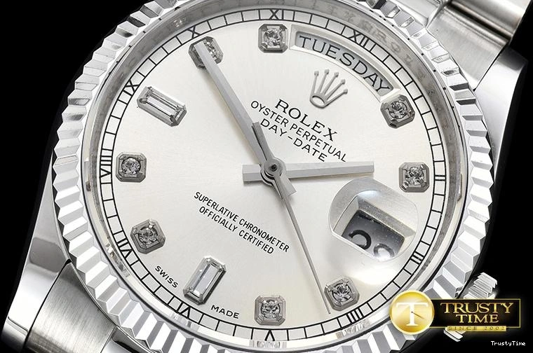 0118 RDD0214C – DayDate 36mm Classic 685